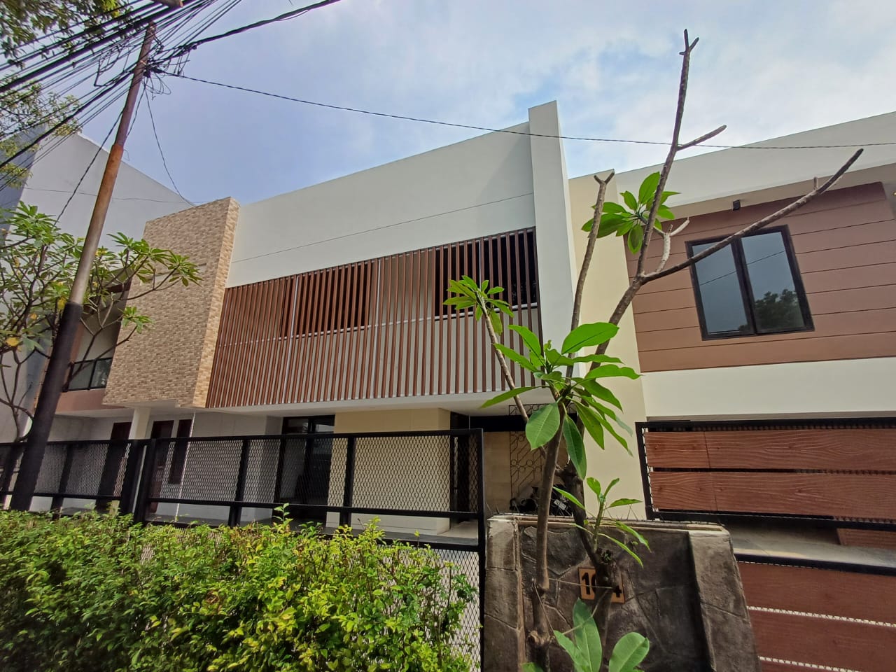 Renovasi Rumah Lama Jadi Estetik Tanpa Bongkar Total